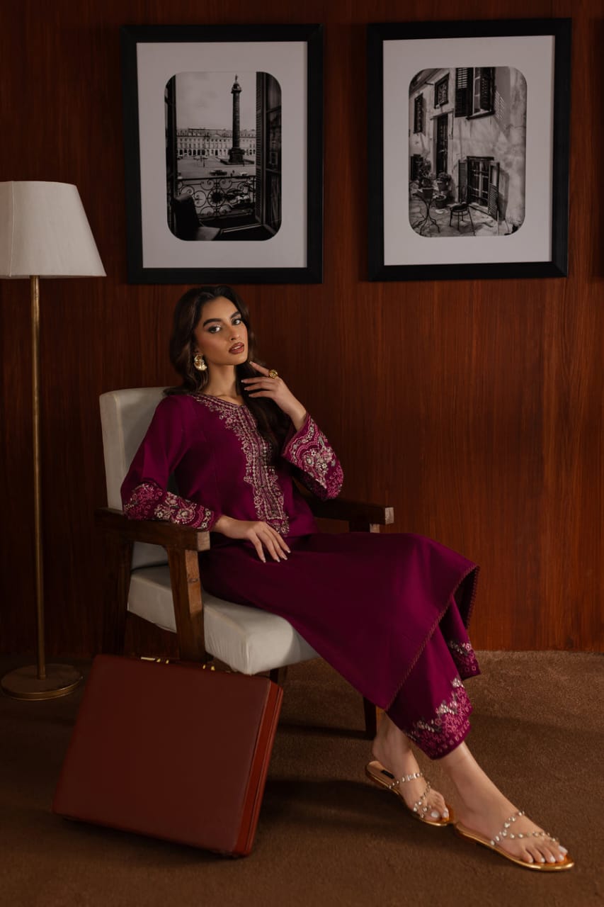 Zelia 2Pc – Embroidered Lawn Dress